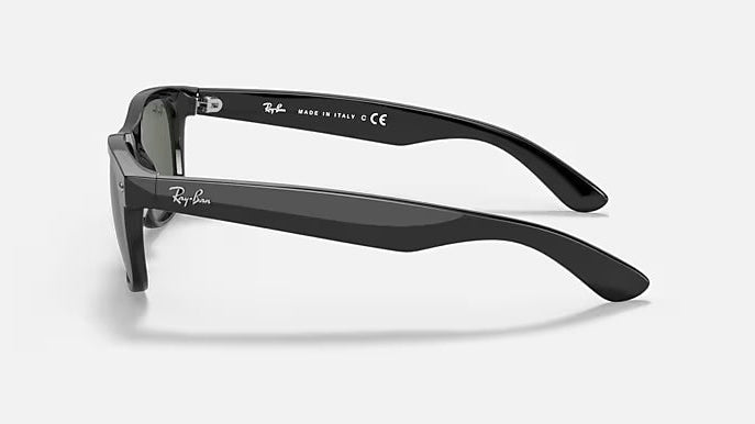 Ray-Ban New Wayfarer Classic RB2132-901 - Polished Black/Green Classic G15