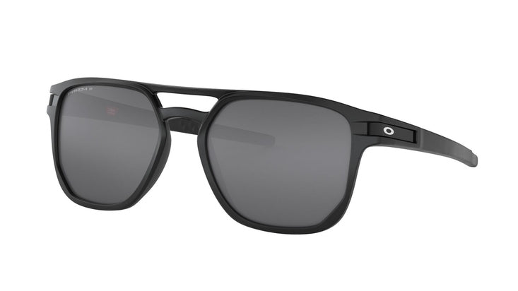 oakley-latch-beta-frame-matte-black-lens-prizm-black-polarized-front