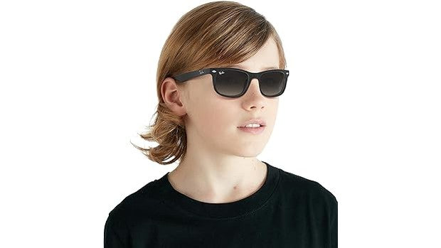 ray-ban-junior-new-wayfarer-rj9052s-100-11-47-sunglasses-isometric